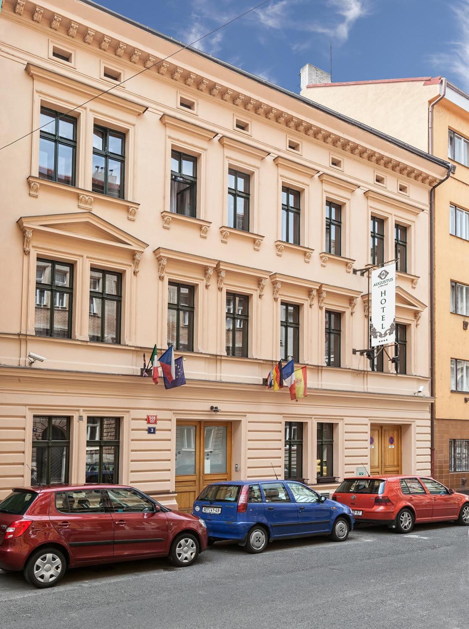 Готель Augustus Et Otto